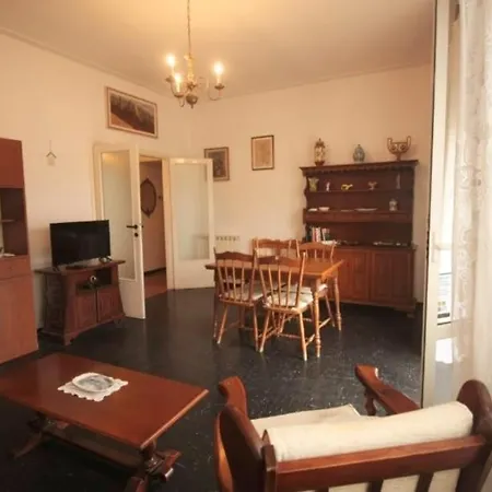 Casa Olmi Apartment Camaiore
